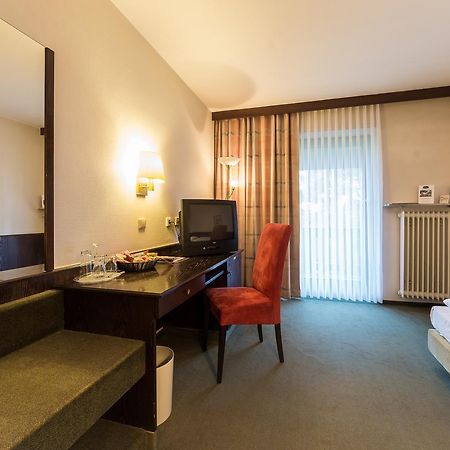 Parkhotel Frankfurt-Roedermark Rodgau Bagian luar foto
