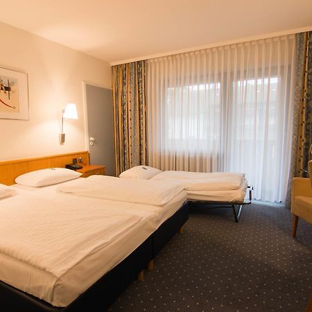 Parkhotel Frankfurt-Roedermark Rodgau Bagian luar foto