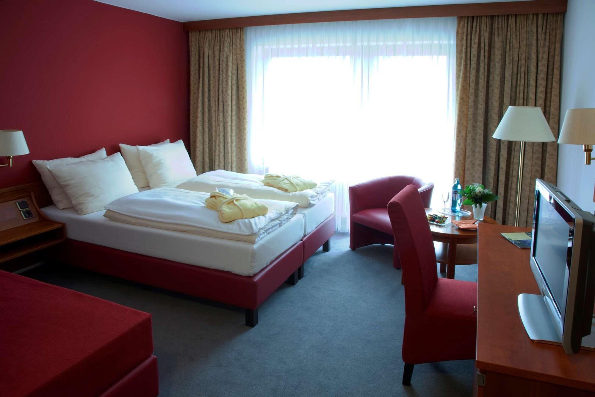 Parkhotel Frankfurt-Roedermark Rodgau Bagian luar foto