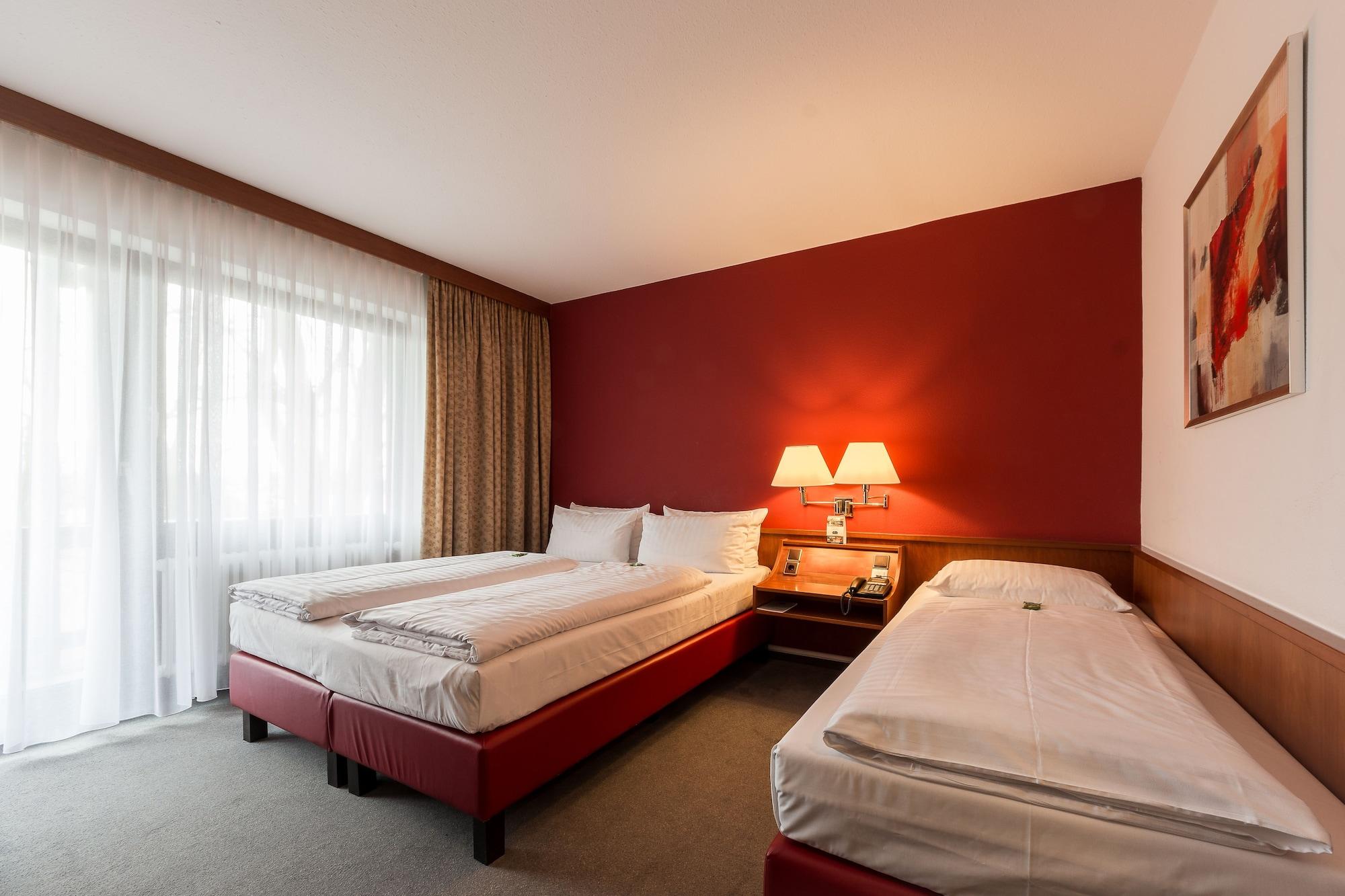 Parkhotel Frankfurt-Roedermark Rodgau Bagian luar foto