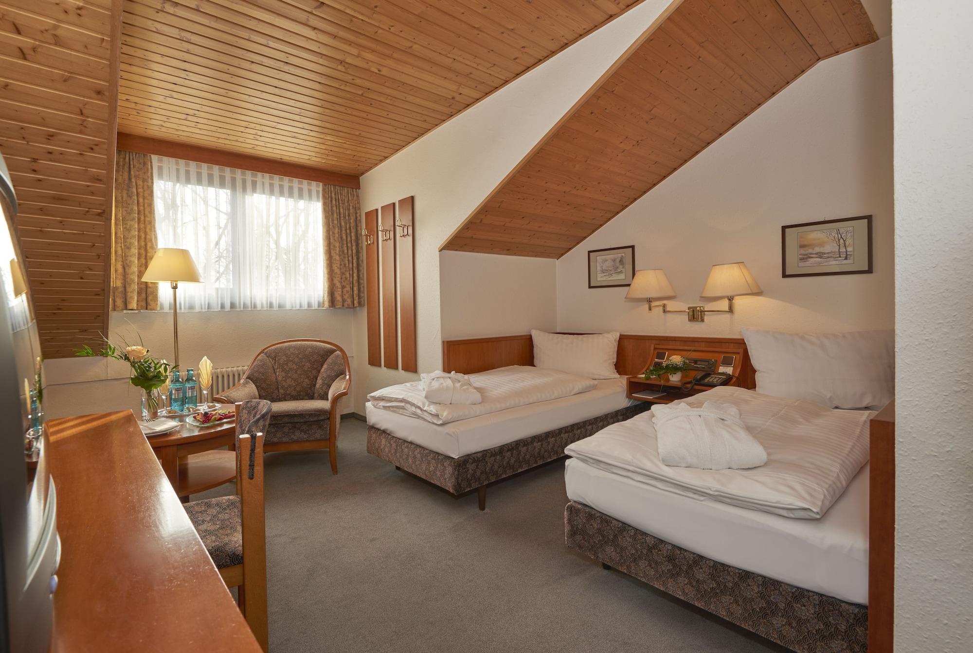 Parkhotel Frankfurt-Roedermark Rodgau Bagian luar foto