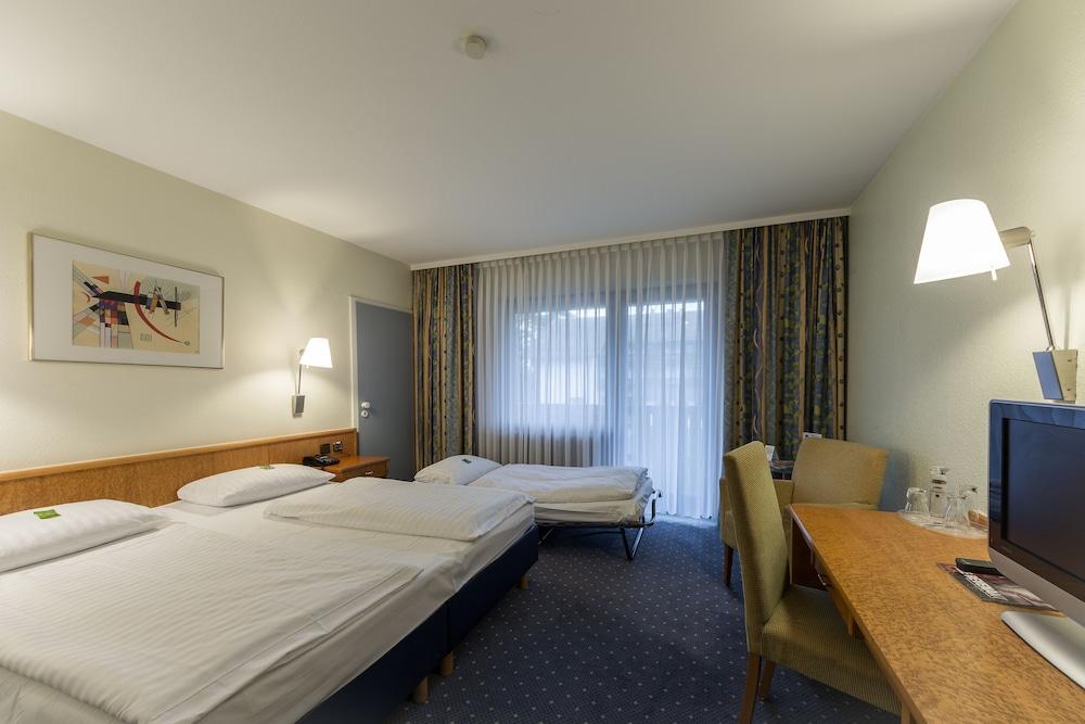 Parkhotel Frankfurt-Roedermark Rodgau Bagian luar foto