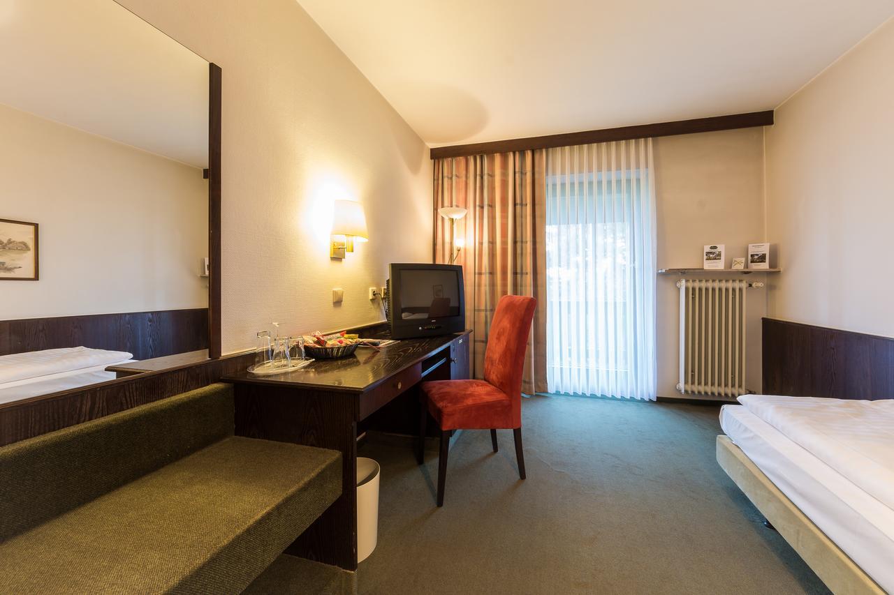 Parkhotel Frankfurt-Roedermark Rodgau Bagian luar foto