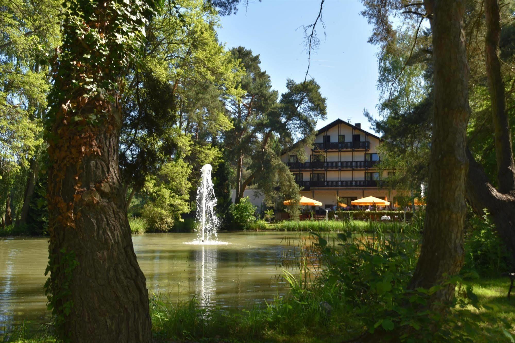 Parkhotel Frankfurt-Roedermark Rodgau Bagian luar foto