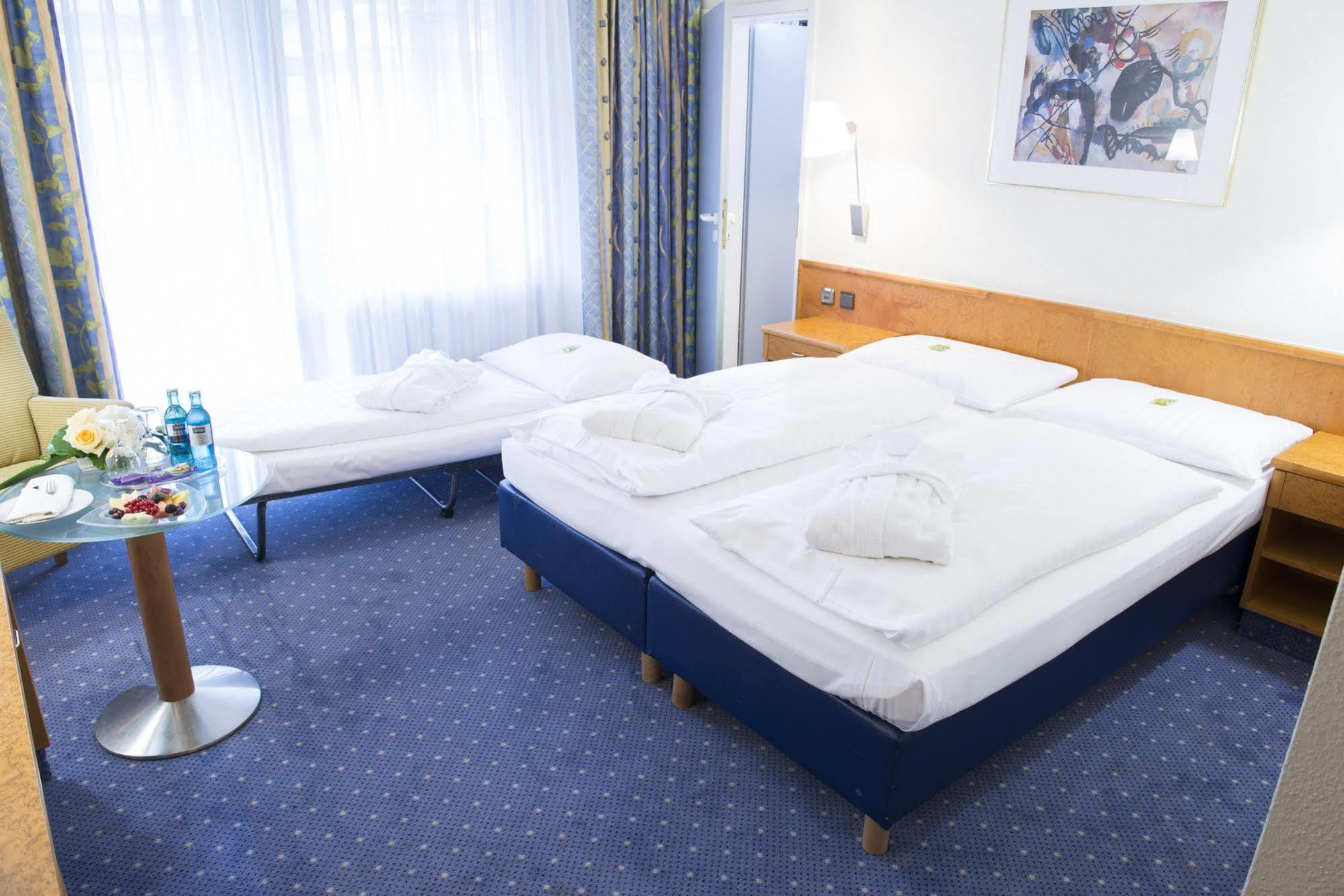 Parkhotel Frankfurt-Roedermark Rodgau Bagian luar foto